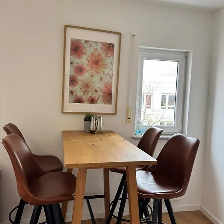 1-zimmer Apartment, Zentraler Lage